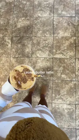 this is your sign to go treat yourself to a cookie butter latte at dunkin 🤭🍪🧈☕️ @Dunkin'  #dunkin #dunkinorder #coffee #coffeetiktok #icedlatte #cookiebutter #holidaydrinks #christmas #cookiebutterlatte 