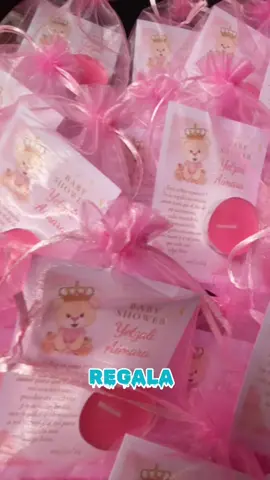 Recuerdos de baby shower en velitas con bolsa de organza. Mensaje especial para tus invitados ✨ #babyshower #velitasderecuerdo #velasaromaticas #bolsadeorganza #recuerdosbabyshower #baby #recuerdoseconómicos #bautizo #recuerdospersonalizados #ositareina #osorey #perú🇵🇪 #enviosnacionales #enviostodoperú #enviosaprovincias🇵🇪 