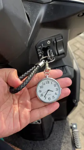 Jam analog mini gantungan kunci motor #gantungankunci #gantungankuncimotor 