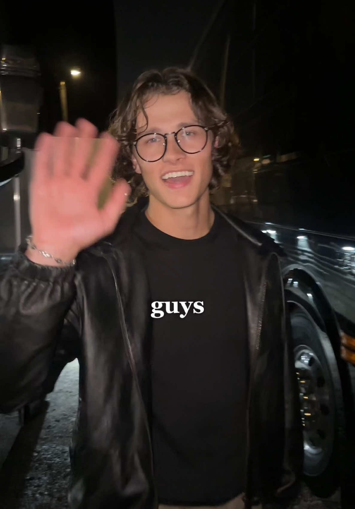 tour my tour bus with me!