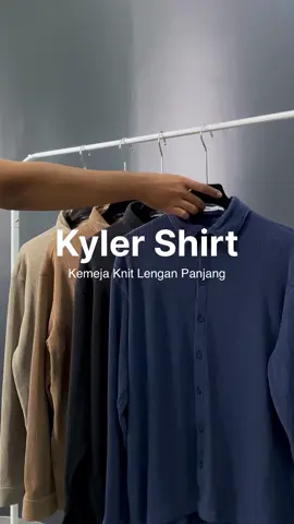 Punya bahan knit dan anti lecek cocok banget nih Gents buat nambah koleksi di lemari kalian! #MSMOMen #EveryGentlemansChoice  Kyler Shirt - IDR 139.000