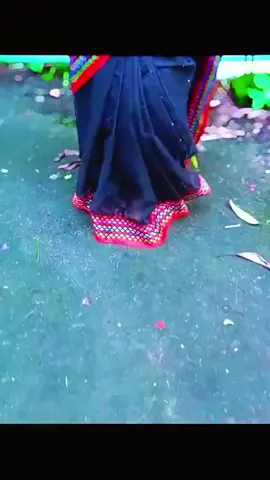 মেয়েরা যখন মায়ের শাড়ি পড়তে শুরু করে, ঠিক তখন থেকেই মেয়েরা বড় হতে শুরু করে। — হুমায়ূন আহমেদ।#foryoupage #fyp #viral #foryou #trending #foryoupage #xyzbca #viralvideo #tiktok #fypage @TikTok 