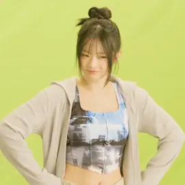 hanni so cute 😭 #hanni #newjeans 
