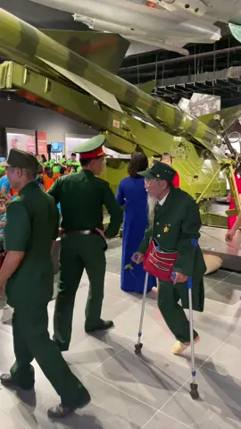 Bảo tàng Lịch sử Quân sự Việt Nam 🇻🇳 #baotanglichsuquansuvietnam #hanoi #meyeucon #vietnam #xh 