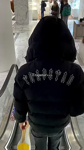 #trapstar #drip #drill #gang #gangster #pufferjacket #streetwear #fyp 