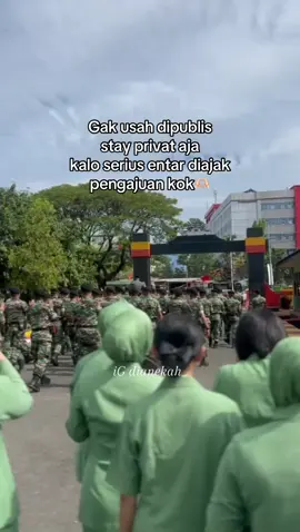 gak usah dipublis  tiba tiba diajak pengajuan#fyp #4upageシ #persit #tni #pengajuannikahkantor #tniad #persitkartikachandrakirana#istrisolehah #viralvideo #viral #fypp #semuaorang #foryoupage #foryou 