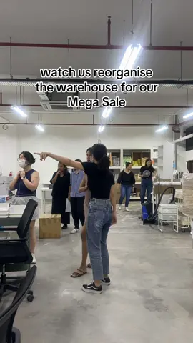 making room for our biggest sale of the year 👀 #byinviteonly #foryoupage #fyp #corporatelife #behindthescenes #movingday #timelapse #Vlog 
