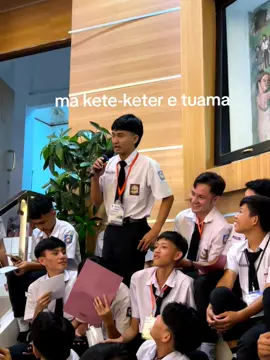 terjemahan: ba kuat-kuat laki-laki #minahasa #motoling #tontemboan #kalaidkarukami #viralsaja #fypシ 