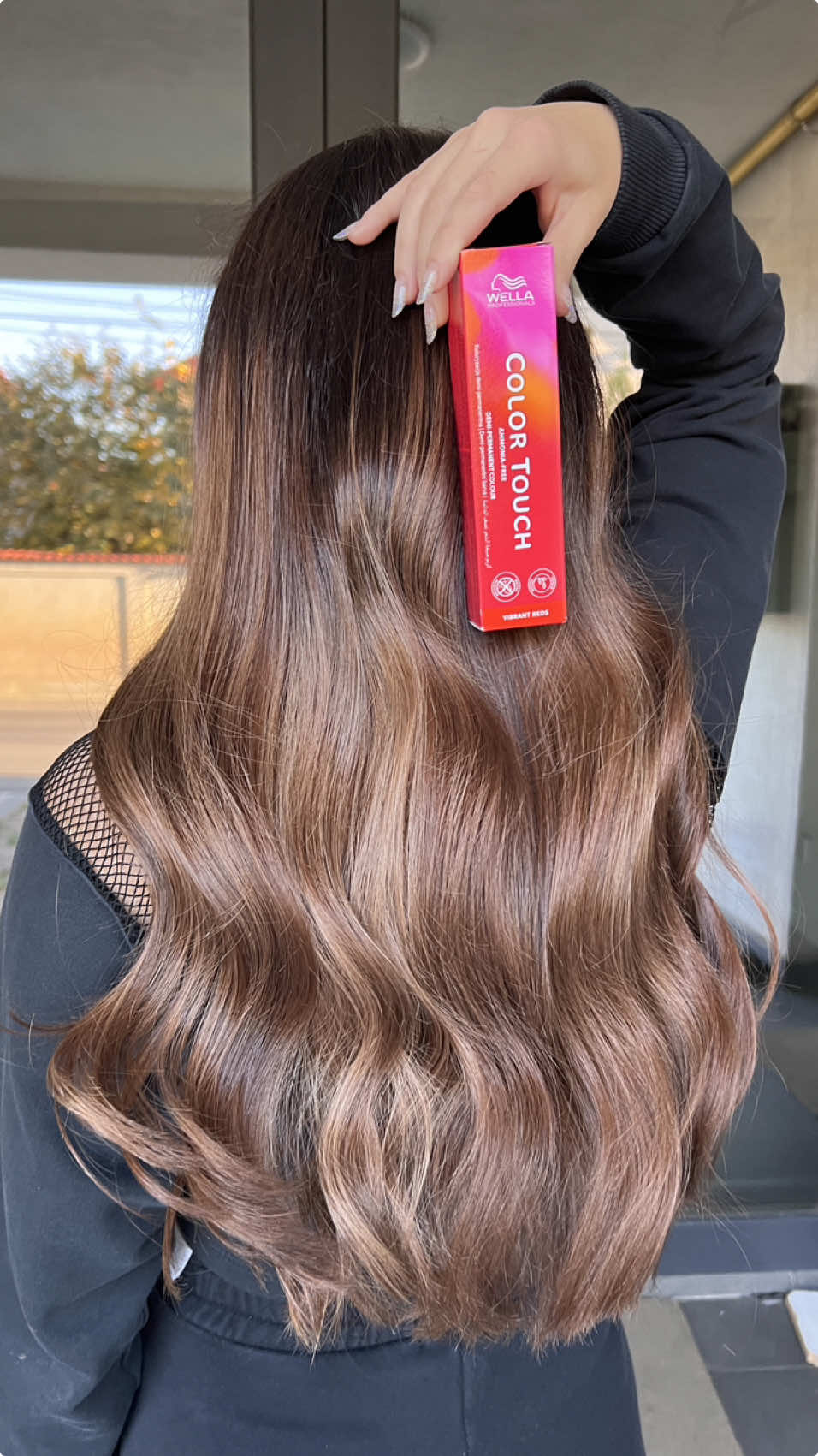 Unlock the beauty of a seamless color melt! Using Wella Color Touch, I crafted a soft blend from 6/05 at the roots to 6/05 and 8/05 and 9/05 on the lengths, creating a perfect bronze glow. This technique brings a smooth, natural transition that elevates any look. Ready to experience the ultimate in color melting? Watch till the end and see the magic! 🌟 #wellacolorexpert #wellaultimaterepairro #backtohealthyhair #hairhero #wellaprofessionals #hair #hairstyle #instahair #hairstyles #haircolour #haircolor #hairdye #hairdo #haircut #straighthair #longhair #style #straight #curly #copper #blonde #black #brown #hairoftheday #hairideas #perfectcurls #hairfashion @Wella Professionals România  @Wella Professionals  @Roxana Oprea | Wella Education 