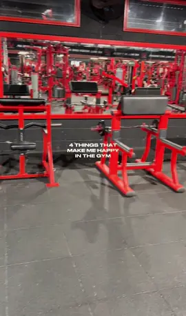 Things that make me happy in the gym 🏋️‍♀️  #GymTok #trend #fit #weight #happyplace #motivation #leeds 