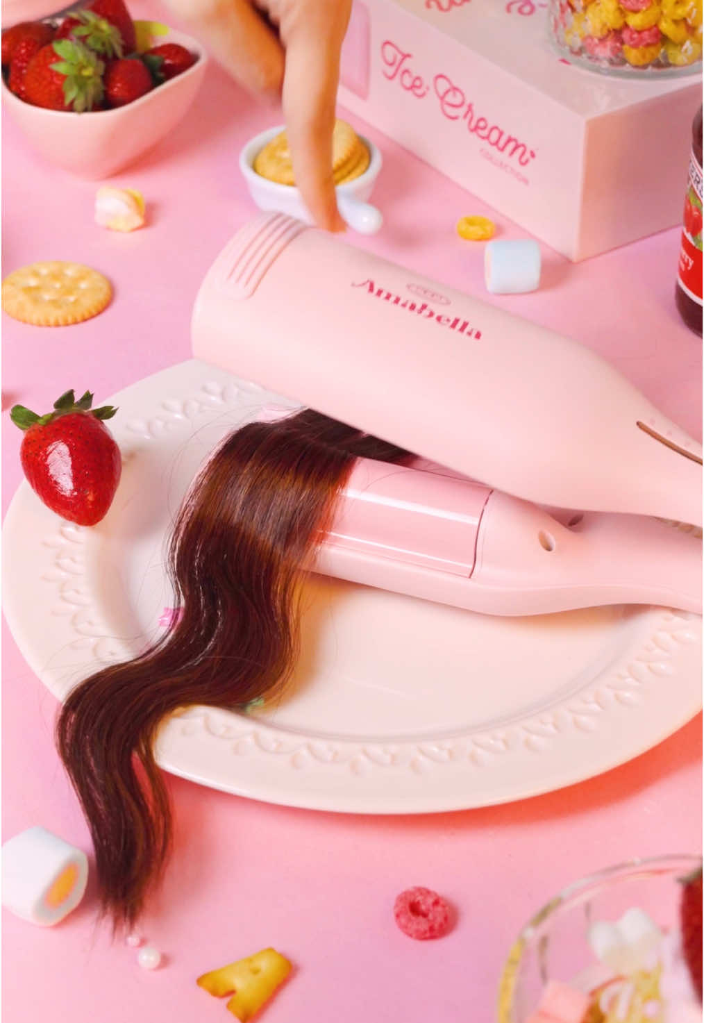 พร้อมเสิรฟ์ 🍧 ลอนมาม่า 𝙒𝙖𝙫𝙮 𝙄𝙘𝙚 𝙘𝙧𝙚𝙖𝙢 🍦🍨🗝️น่ารักถูกใจกันไหมน้า 🫶🏻 #เครื่องม้วนผมamabella #amabella #ม้วนผม 