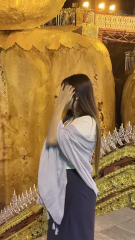 #ဝါးချနေလိုက်😝 #မွန်မလေး #ကျိုက်ထီးရိုး #trending 