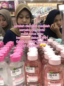 @zahira macam siapa ya?