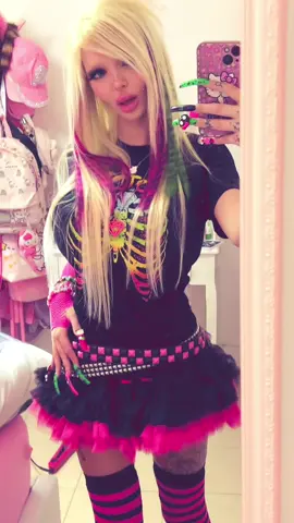 #scene #scenegirl #scenequeen #emo #2000s #myspace #emogirl 