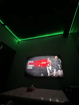 Это не любовь, родная, это постанова😉❤️