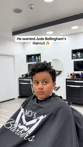 Does it suit him? 🔥  #judebellingham #realmadrid 