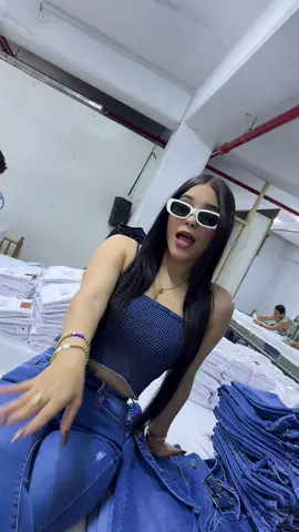 Hay niveles 👖❤️ #ventasonline #gamarraperú🇵🇪comprandoropa #bolivia🇧🇴tiktok #ecuador🇪🇨 #empresa #envios #ventas #moda #jeanschallenge #mayoristas #recto #gamarramayorista #gamarra #gatitaoficial #peru🇵🇪 #denim #strech #skinny #jeans #ventas #denim 