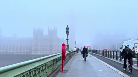 #uk #london #foryou #foryourpage #fypシ゚ #viral #tiktok #لەندەن🇬🇧 #🇬🇧🇬🇧 #تاکە_ئاوات #نیشتیمان #ئەکتیڤبن🥀🖤ـہہـ٨ــہ #بەریتانیا🇬🇧😍💫 