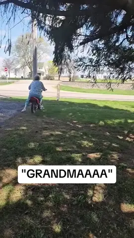Funny Fails of Grandma 😭😭😭 #grandma #grandmasoftiktok #grandmafail #fail #funnyfail #failsoftiktok #funny #funnymoments #funnyvideos #trynottolaugh #fyp 