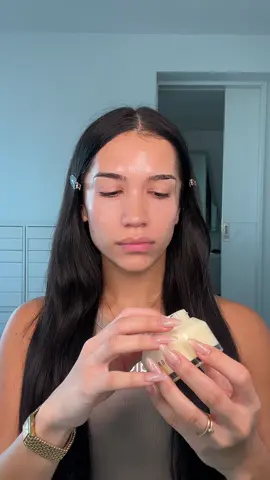 My quick 5 min makeup ❤️ @Alo Yoga 