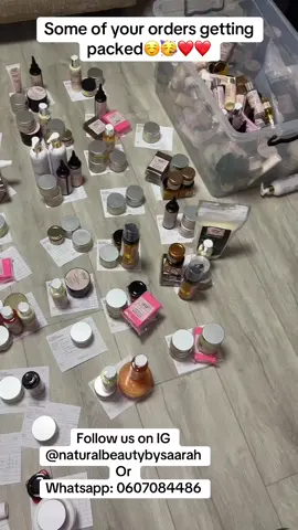 Order getting packed❤️🤍🤍 #skincareroutine #tiktoksouthafrica🇿🇦 #fypシ #naturalbeautybysaarah #happyclient #glowingskin #clearskin #shippingworldwide🌍✈️ 