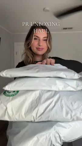 PR HAUL!!!✨ thank you to all of these brands for letting me try your products🫶🏼 #prhaul #prunboxing #unboxing #hauls #fallclothinghaul #fallclothes #microinfluencer #contentcreator #newcontentcreator #fashion 