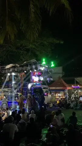 Sak enek wong kenek sentolop 😅 #karnaval2024 #soundhoreg #karnavalsoundsystem #karnaval #fyp #fypシ #horegjawatimur #horeg #bofagoaudio 