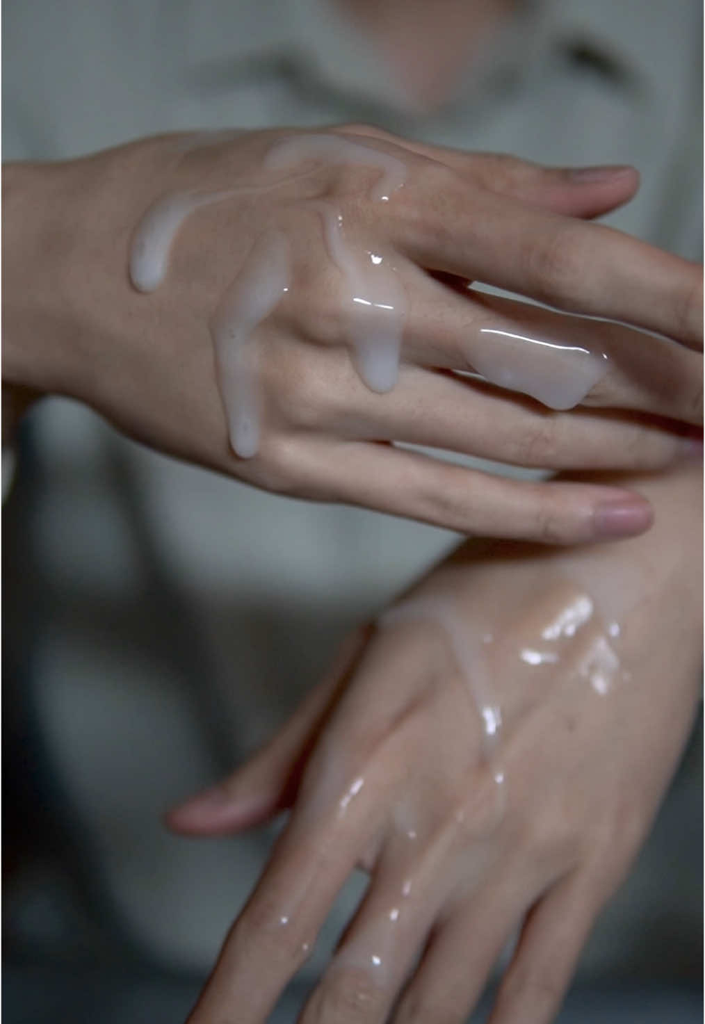 Lotion lotion #satisfying #hand #handcare 