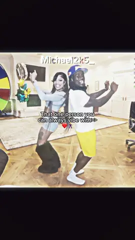Tag that person fr ❤️🕺Kai and glo was connected fr 🔥🫶 #kaicenat #glorilla #relatable #vibe #friends #her #viral #fyp #michael2k5_ @Kai Cenat @Gloria Boyd 