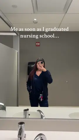 We outta here ✈️ For my nursing school girls, use that as motivation to keep going🤍. #nursingschool #latinanurse #newgradnurse #nursinginspiration #nursetiktok 