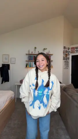 sweatshirt in ltk and use code FOM9A7GP for $$$ off!! #fyp #OOTD #outfitinspo #outfit #sweatshirt #sweatshirtsesaon 