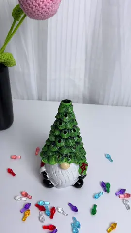 Lovely Santa decorated the tree🎄#christmaslights #christmasdecor #santa #christmastree#christmaslamp #homedecor #livingroomdecor #bedroomdesign #cute #pretty #fy #fyp #fypシ #joy #funforkids #tiktokshopblackfriday #tiktokshopcybermonday 