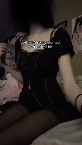 drools a little bit #fyp #creepycute🎀🕷 #pigslop #OOTD 