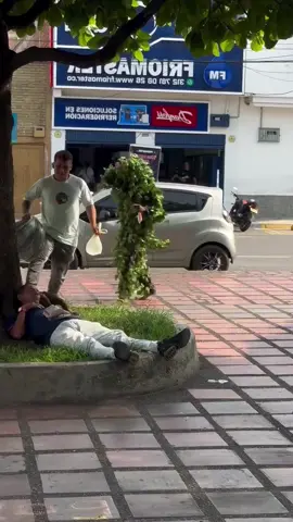 The super legendary extreme bomb 🤣 #funnyvideos #funnymoments #prankvideos #funnyvideo #funny #prank #funnyprankvideos #prankvideo #funnypranks #funnyprank #fypシ 