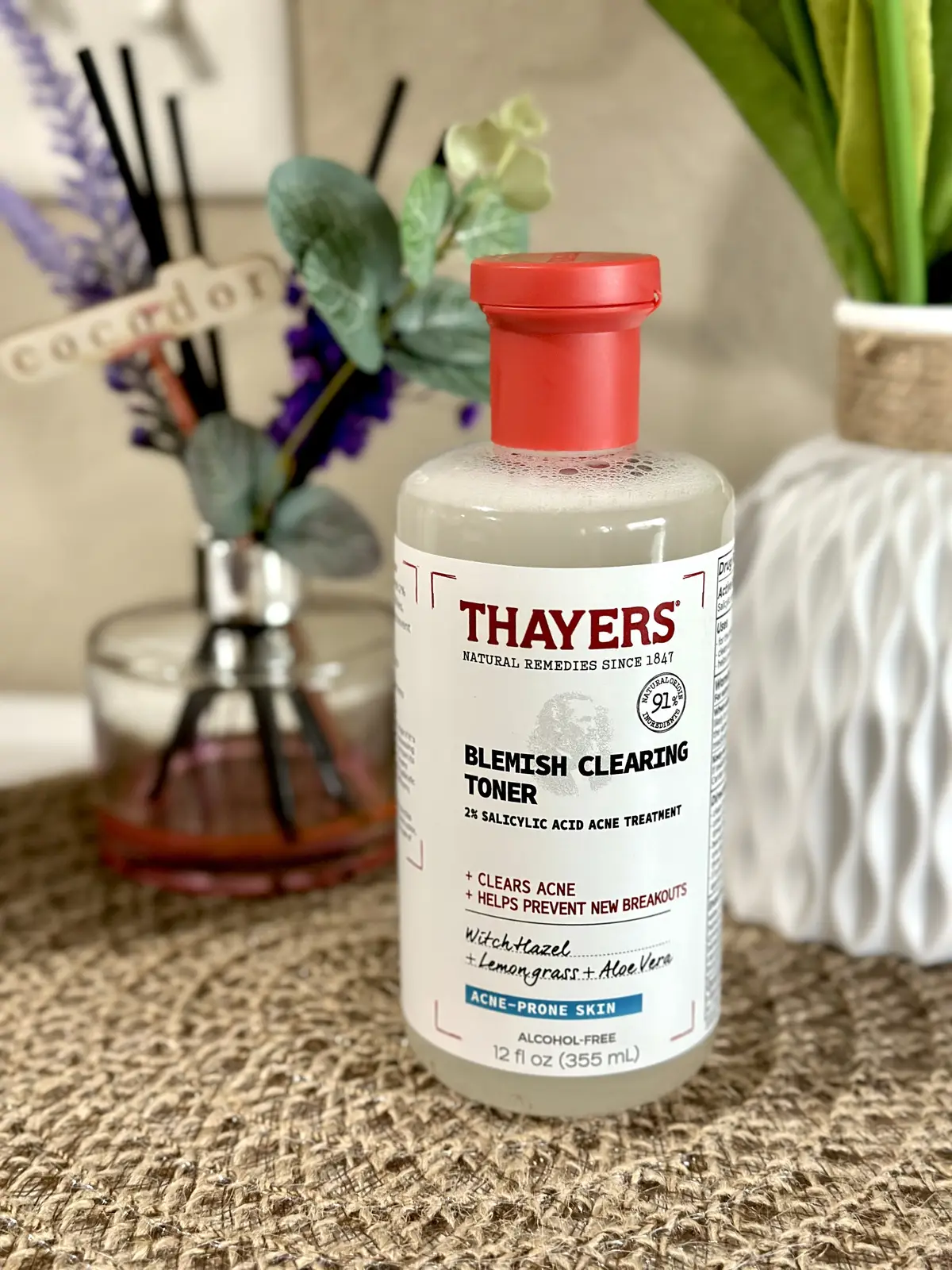 Blemish Clearing Toner: 2% Salicylic Acid Acne Treatment Thayers Toners Can: * Downsize pores & remove impurities * Smooth texture & even skin tone * Hydrate the skin & support the skin barrier * Prep your skin for the next steps in your skincare regimen or makeup - As someone with acne prone skin, I enjoyed this toner. It is slightly scented with lemongrass.  - @Thayers  #Thayers #ThayersAmbassador #Toner #Thayers #ThayersAmbassador #Acne