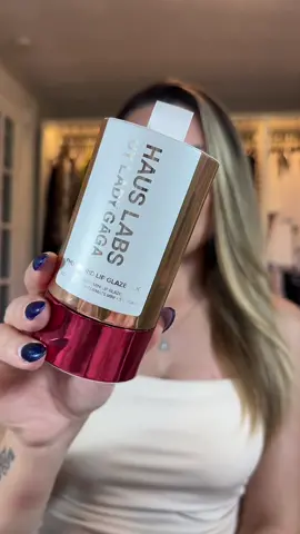 Iconic New Holiday Duo Set by @Haus Labs by Lady Gaga 💋 Limited Edition PhD Hybrid Lip Glaze Duo - PhD Hybrid Lip Glaze in Honey Shimmer (full-size) & PhD Hybrid Lip Glaze in Persimmon (mini size) 💖 Shop now, the perfect gift to give #hauslabs #hauslabslipoil #hauslabsbyladygaga #lipglaze #lipglaseduo #tiktokshop #tts #tiktokshopblackfriday 