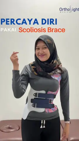 Siapa bilang pakai scoliosis brace bikin nggak percaya diri?  Sobat Minlight tetap bisa tampil stylish dengan kemeja atau seragam sehari-hari!  Dengan pemakaian yang tepat, Sobat Minlight tetap bisa beraktivitas dengan nyaman dan percaya diri.  Jangan ragu untuk jadi versi terbaik dari dirimu! 😍 #scoliosis #skoliosis #scoliosisawareness #scoliosischeck #skoliosisindonesia #brace #scoliosisbrace #ScoliosisBracewithuniform 