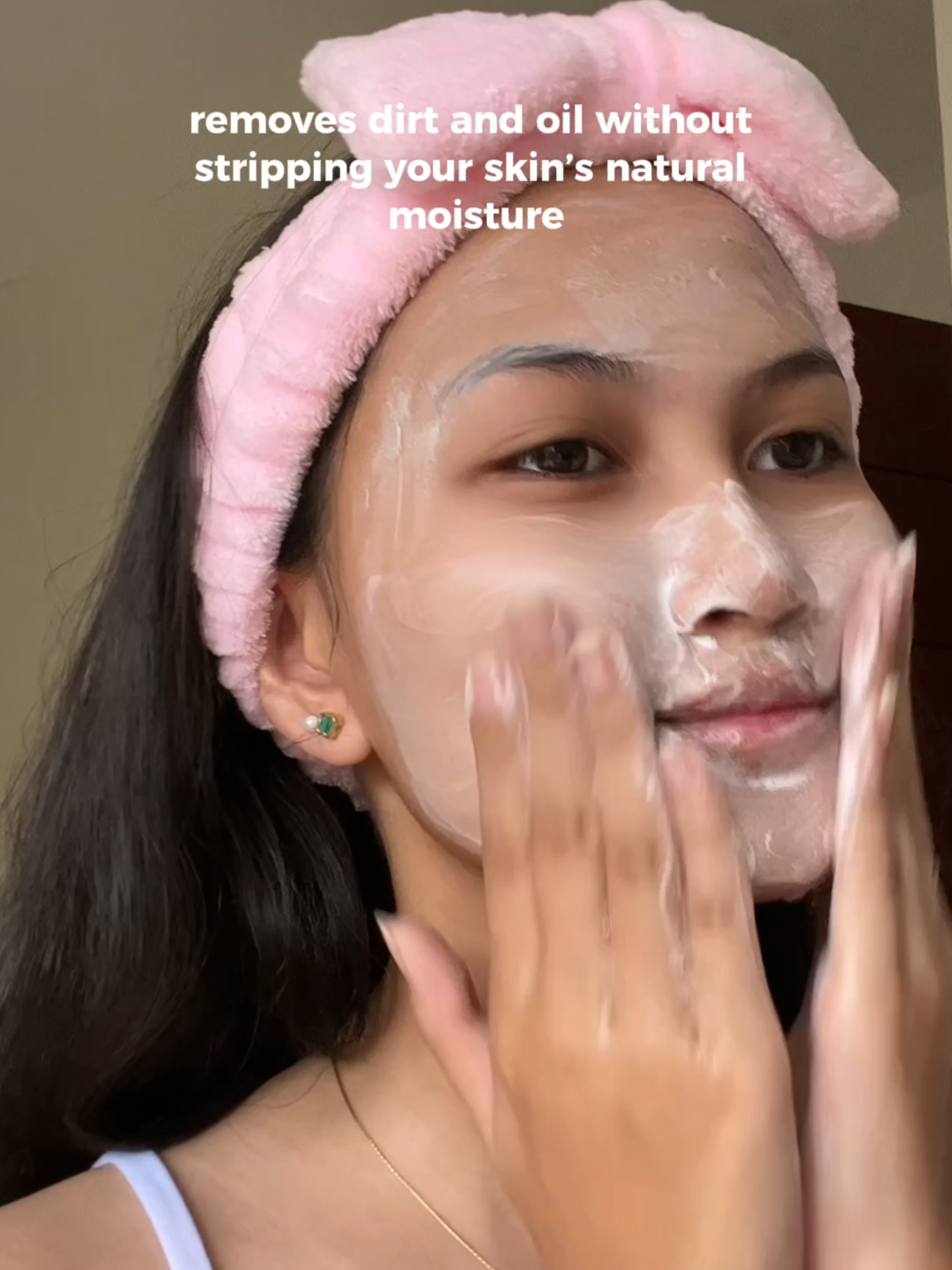 Meet the Poremizing Deep Cleansing Foam that keeps skin happy 👌 #CleanseRight #skin1004ph