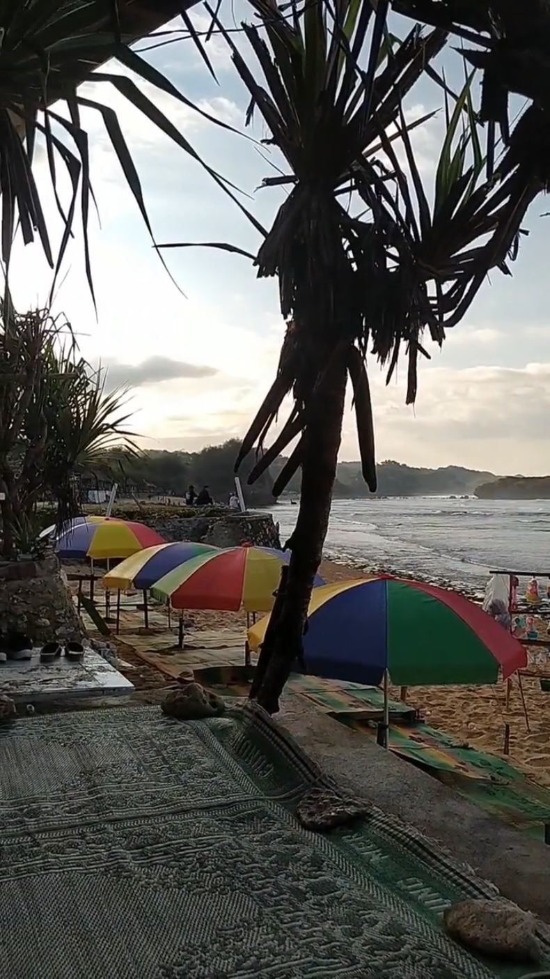 Tak kasih mentahan bolo. #mentahanvideo #jogjaistimewa #jogja24jam #gunungkidul #pantaisliligunungkidul#sadstory🥀😥 #fypシ゚viral 