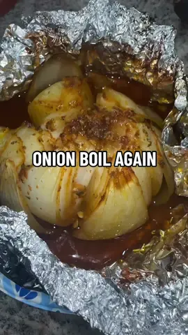 Trying onion boil again except with the yellow onion this time! I must say, i like this way more! 🧅👍🏼 #onion #onionboil #viral #trending #trend #onions #eatwithjeannie #cooking #Recipe #recipesoftiktok #LearnOnTikTok #tiktokviral #eating 