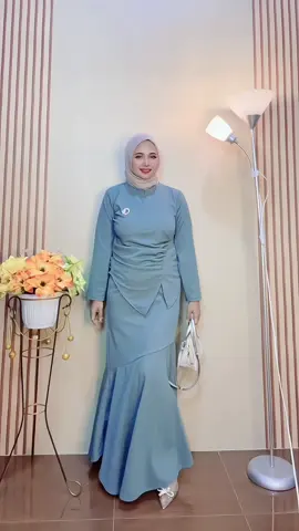 Ah cakep bgt ni dress duyungnya 😍  #dress #ootdkondangan #dresscantik #fyp 