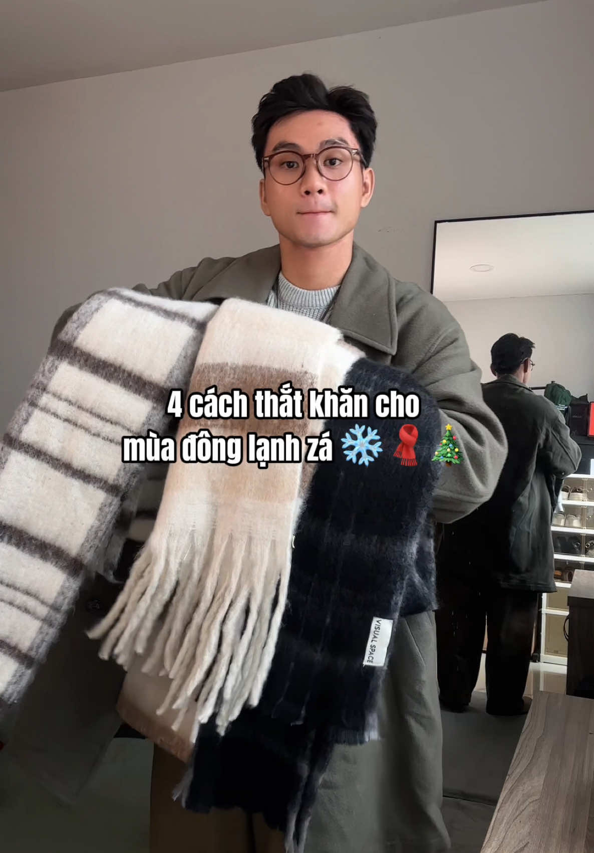 Vài cách thắt khăn anh em tham khảo @Phụ kiện QO 🧣🫶🏻 #outfit #OOTD #danielsailam #koreastyle #winteroutfit #khanchoangquocdan #khanchoangmuadong #khanchoangconamnu #khanchoanghottrend 