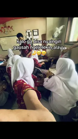 🫢 #katakatanyindir #justkontenツ #alay #antinyenggol #fyp #fypage #anaksekolah #antimunafik 
