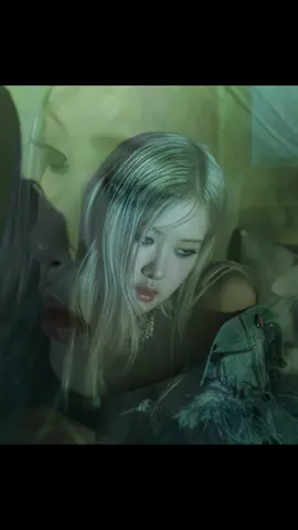 now we know why.. #rosé #roséedit #roséblackpink #roseblackpink #blackpink #kpop #blackpinkedit #kpopfyp #kpopedit 