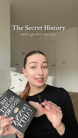 My fav characters are Camilla and Henry 🖤 For all the TSH theories @Evelyn | evelynundone  #tsh #thesecrethistory #donnatartt #darkacademiaaesthetic #darkacademiabooks #fallbooks #BookTok #bookish #bookrecs #BookRecommendations #bookreview #henrywinter #richard 