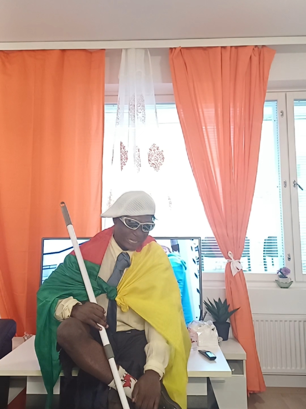 Viviane eeeh Viviane hoo you carried my money away 🕺😂  @danielleipa2020 @Tik_dengue @Celeste_victorien🇨🇲 @Francis Zavier Ngannou @OCE _L’STAR #camerountiktok🇨🇲 