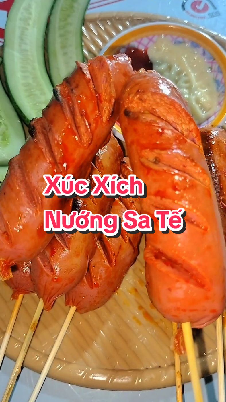 Nay mn cùng mình vào bếp làm xúc xích nướng sa tế ăn nha😋#66đồngtháp #nkndongthap #ancungtiktok 