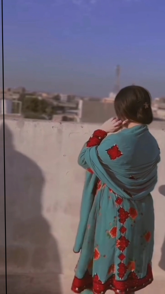 Tai iShqa mAa BarBadaaah 🤌🏻🖤🥀🙃...............Fav Song 💔🤙🏻 . . . . . . . . . . . . . . . . . . #favorite #song #balochisong #baloch #balochgirl #fyppp #fyppppppppppppppppppppppp #balochisong #balochi #trending #unfrezzmyaccount #plzunfrezemyaccount #grownups #growmyaccount #viralmyvideo #growmyaccount✅ #unfreezemyacount #plzunderreviewmyvideo #baloch #shahjandawoodi #sadsong #500kviews #100kfollowers 