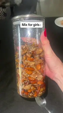 Snack for girls. #fyp #healthy #skincare #supplements #beautytips #healthyrecipe 