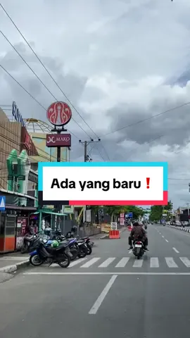 Makin menyala jalan Teuku Umar,lamtemen timur ❤️‍🔥, dipenuhi dengan brand makanan F&B dan ada richess baruu🤩 Makin banyak brand FnB atau makanan , tinggal nunggu @Solaria Indonesia sama @Fore Coffee Indonesia di Banda Aceh🙂‍↔️ #bandaaceh #fyp #kotabandaaceh #aceh #foryoupage #fypシ #